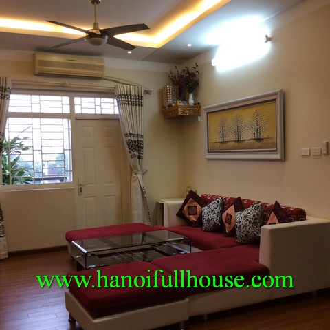 3 bedroom cheap apartment rental in Cau Giay, HN